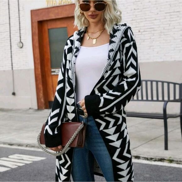 Geo Pattern Drop Shoulder Front Hooded Cardigan - Picture 3 of 7